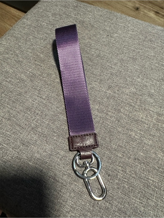Accessories - Purple Wristlet Strap NWOT‎